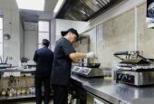   (Dark Kitchen, )